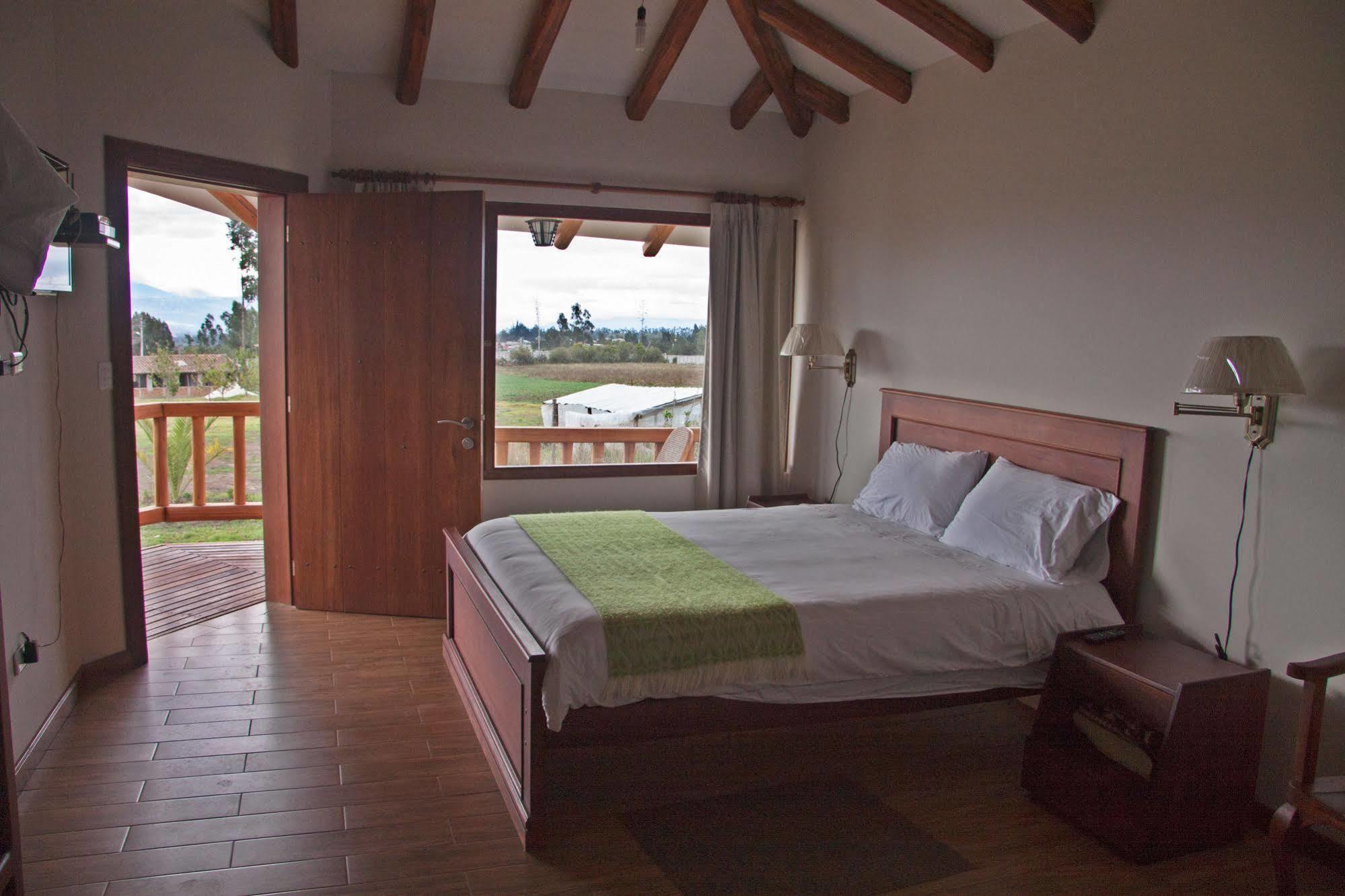 Posada Mirolindo Quito Exterior foto